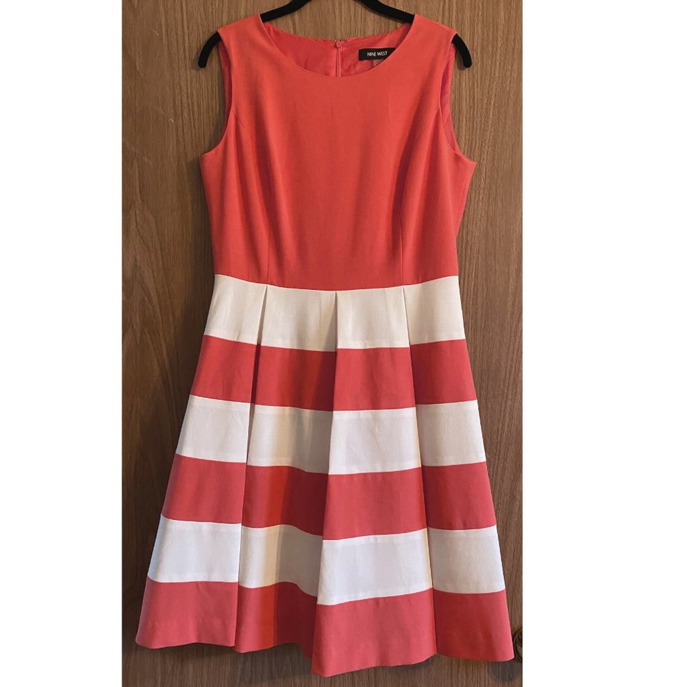 Nine West - Coral & White Fit and Flare Dress - Size: 6